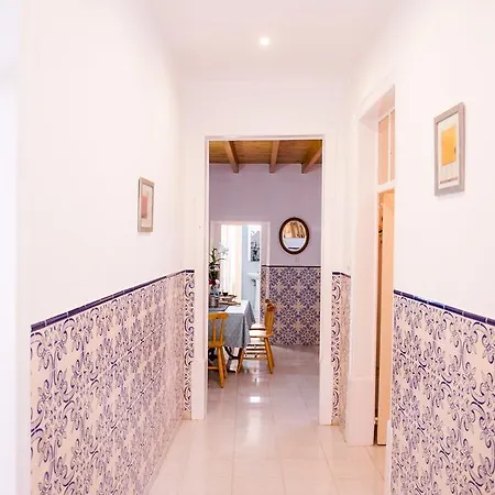 C01 - Historical Central House *