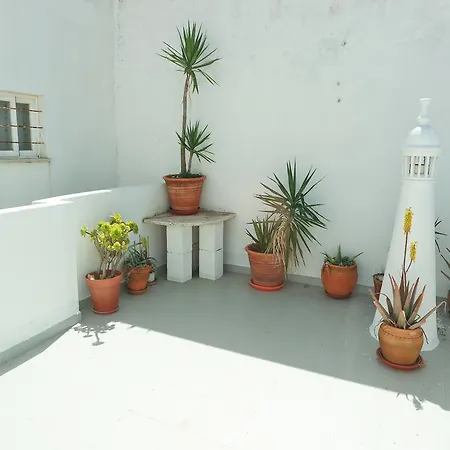 C01 - Historical Central House * Lagos